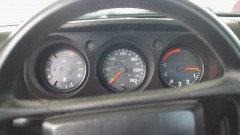 Tweedehands auto kopen? Check de kilometerteller!