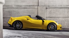 Tweetrapsraket: Alfa Romeo 4C Spider is los