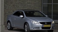 Eos voortaan ook met V6