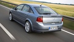 Opel Vectra voordelig uitzwaaien