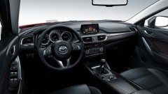 Vernieuwde Mazda6 innoveert met luxe en veiligheid
