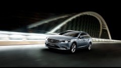 Vernieuwde Mazda6 innoveert met luxe en veiligheid
