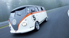 Volkswagen 'Bulli met ballen' naar Wrthersee 2015