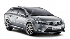 Toyota Avensis ingrijpend vernieuwd