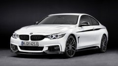 BMW 4 Serie langs sportschool met M Performance Package