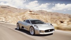 Jaguar C-X75 toch van tafel