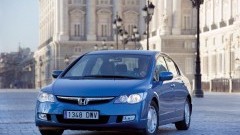 LeasePlan stimuleert hybride auto's met kosteloze overstapactie