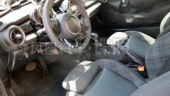 Interieur nieuwe Mini gesnapt