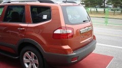 Kia Borrego nog eens in beeld