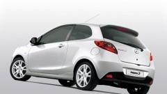 Mazda presenteert driedeurs Mazda 2 in Gen�ve