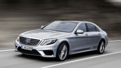 Mercedes-Benz S 63 AMG na de zomer de weg op