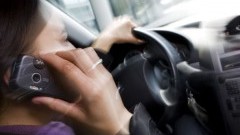 Offensief tegen mobieltje in de auto