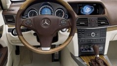 Mercedes-Benz studeert op myCOMAND met integratie van internet