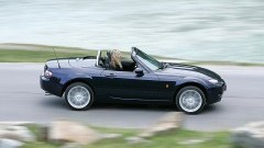 Mazda MX-5 Roadster Coup�