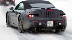 Nieuwe Porsche 911 Coup� en Cabriolet in de rij