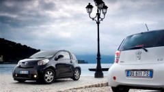 Voor de liefhebbers - 100 pk sterke Toyota iQ 1.3