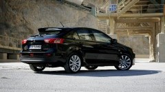 Mitsubishi Lancer Sportback botst met glans