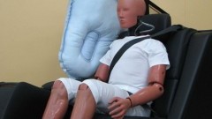 Toyota ontwikkelt tussenairbag