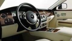 Geblazen V12 voor Rolls Royce 200EX (update: en zijn naam is 'Ghost')