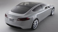 In volle vaart - Dit is de vierdeurs Tesla S