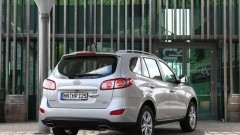 Kleine opfrisser en nieuwe motoren voor Hyundai Santa Fe (update!)