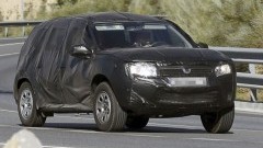 Dacia SUV doet stof opwaaien