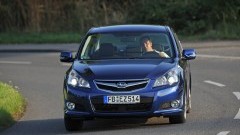Nieuwe Subaru Legacy en Outback trappelen van ongeduld