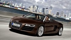 Audi R8 Spider duikt vroegtijdig op
