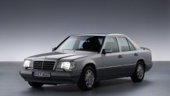 Eerste generatie Mercedes-Benz E-Klasse 25 jaar
