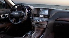 Het vlaggenschip uit de doeken � Infiniti M ziet het licht