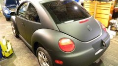 Rebbl 'elektrificeert' Volvo V70 en New Beetle (video!)