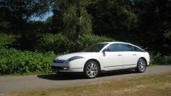 Tijdloze elegantie - Citro�n C6 2.2 HDiF