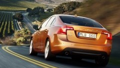 Nieuwe Volvo S60 met nieuwe vijfcilinder diesel