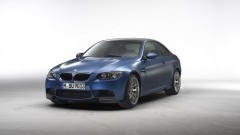 BMW M3 fluisterstil voor het verkeerslicht