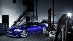 Jaguar XKR raast door tot 280 km/u!