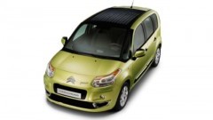Citro�n schittert met nieuw studiemodel 'Survolt' en C3 Picasso met zonnecellen