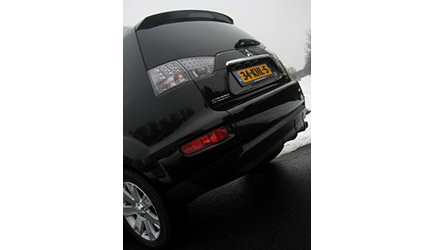 Mitsubishi Outlander 2.2 Di-D 4WD Instyle