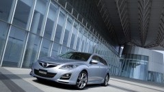 Vernieuwde Mazda6 vanaf 25.490 euro