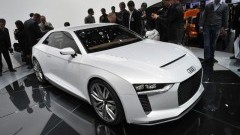 Een kijkje op de autosalon van Parijs