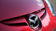 Vernieuwde Mazda2 bij de pinken