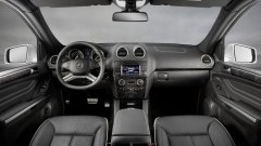 Feestnummer - Mercedes-Benz M-Klasse Edition 125!