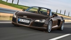 Formaliteit - prijskaartje voor Audi R8 Spyder met 4.2 FSI
