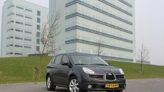 Subaru B9 Tribeca verwent inzittenden