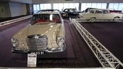 125 jaar Mercedes-Benz op InterClassics & TopMobiel 2011