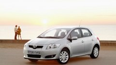 Toyota Auris in voetsporen Corolla