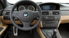 BMW M3 is een dansende bodybuilder (Met filmpje)