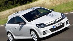 Premi�re Astra OPC �N�rburgring Edition� in Essen
