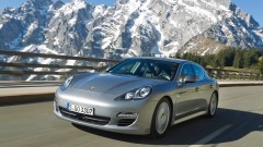 Het reilen en zeilen van de Porsche Panamera S Hybrid onder de loep (video)