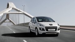 Peugeot 3008 HYbrid4 vanaf 44.090 euro