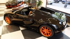 Recordhouders Bugatti Veyron in Londen tijdens Bugatti Performance Week